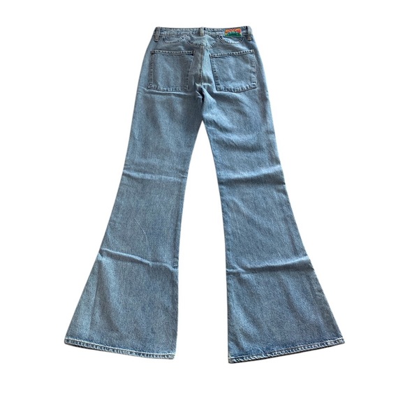 Daily Blue Denim by AG Adriano Goldschmied Skye flared leg jeans.  Size 27. NWT - Picture 1 of 8